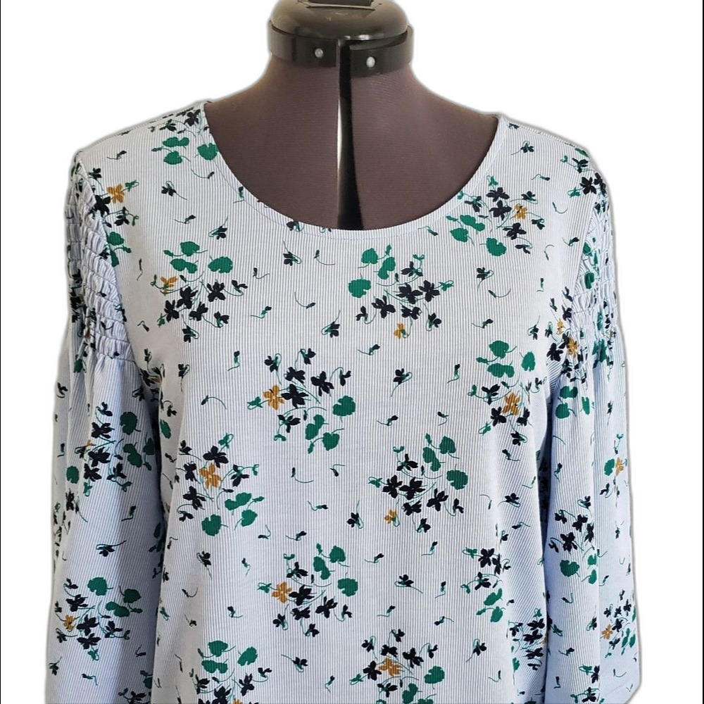Ann Taylor Top Women's Medium White Blue Striped Floral Flared Sleeve Blouse